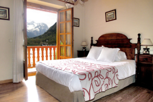 Bedroom Example (3 Bedroom Apartment) - Camin Reiau Apartments