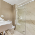 Double Room Bathroom - Hotel Viella Double Room Bathroom - Hotel Viella