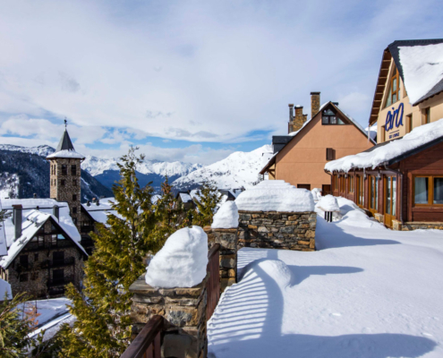 Exterior - Eira Ski Lodge